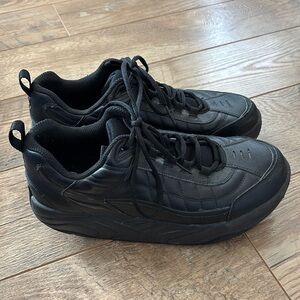 THERASHOE TS SPORT VEGA MENS 9 BLACK THERAPEUTIC COMFORT SNEAKERS